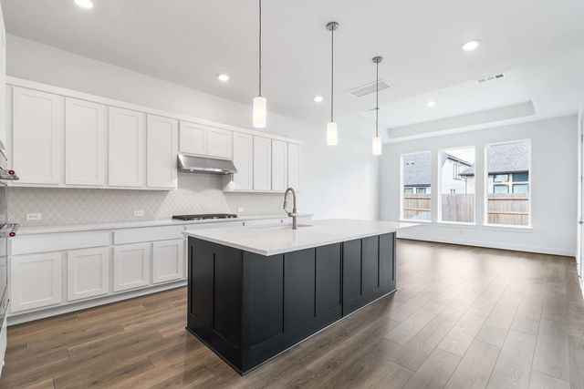 5306 Royal Gem Drive, Richmond, TX 77469