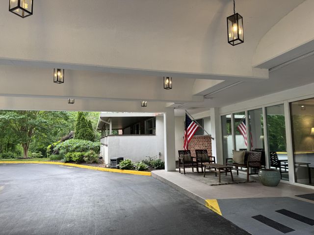 1414 Continental Drive, Chattanooga, TN 37405