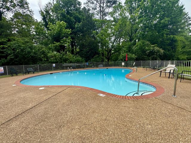 1414 Continental Drive, Chattanooga, TN 37405