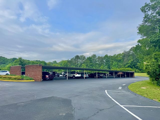 1414 Continental Drive, Chattanooga, TN 37405