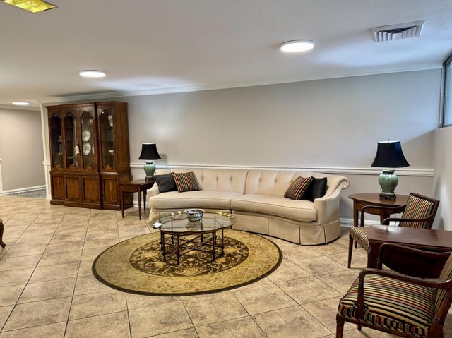 1414 Continental Drive, Chattanooga, TN 37405