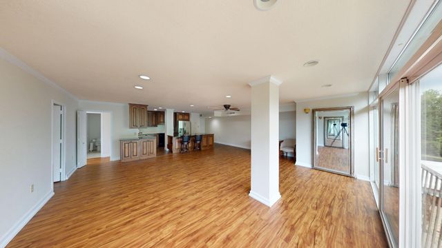 1414 Continental Drive, Chattanooga, TN 37405