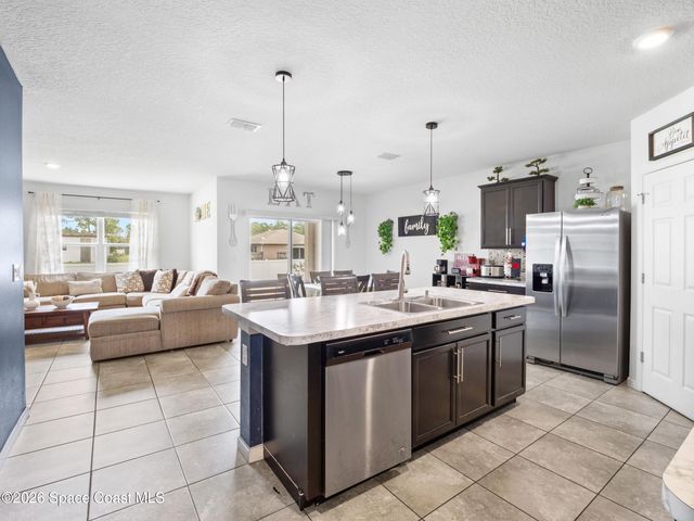 104 Carmelite Avenue NW, Palm Bay, FL 32907