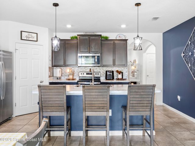 104 Carmelite Avenue NW, Palm Bay, FL 32907