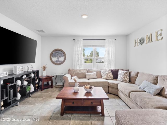 104 Carmelite Avenue NW, Palm Bay, FL 32907