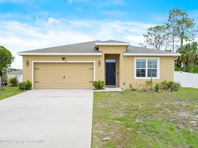 104 Carmelite Avenue NW, Palm Bay, FL 32907