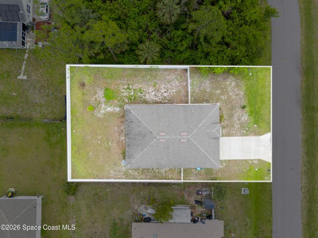 104 Carmelite Avenue NW, Palm Bay, FL 32907