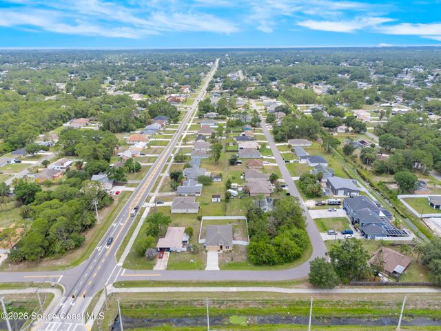 104 Carmelite Avenue NW, Palm Bay, FL 32907