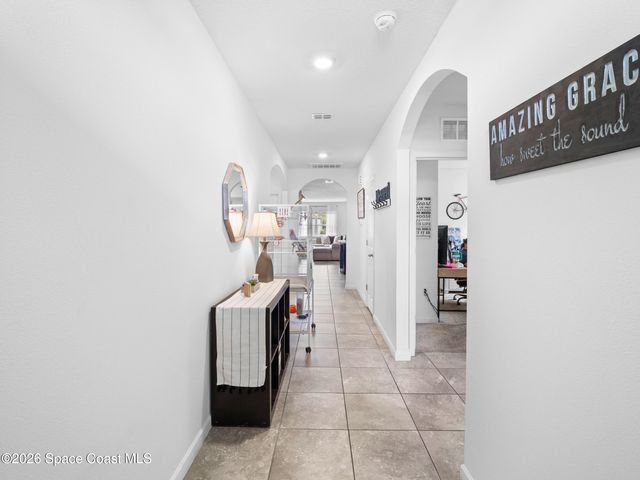 104 Carmelite Avenue NW, Palm Bay, FL 32907