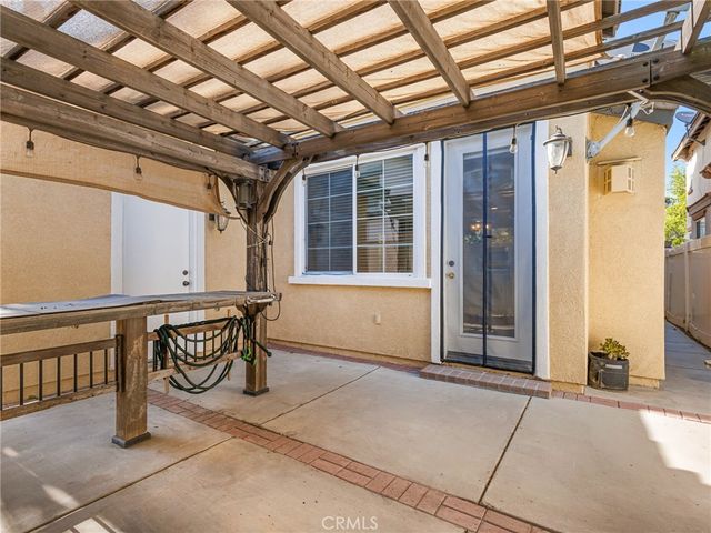 7927 Glide Path Court, Chino, CA 91708