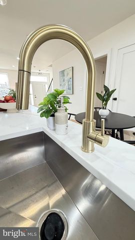 3435 DUPONT AVE, Baltimore, MD 21215