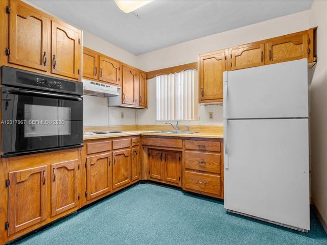 11901 SW 177th Ter, Miami, FL 33177