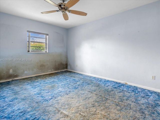 11901 SW 177th Ter, Miami, FL 33177