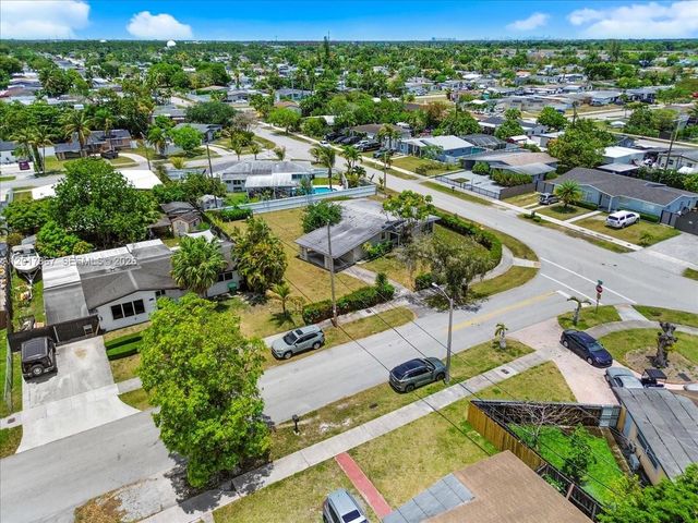 11901 SW 177th Ter, Miami, FL 33177