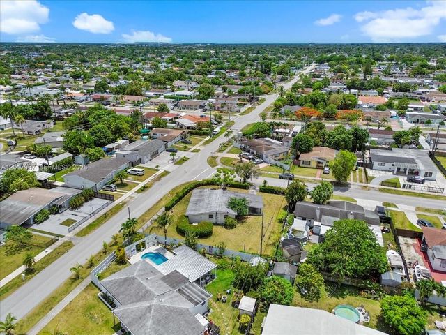 11901 SW 177th Ter, Miami, FL 33177