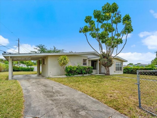 11901 SW 177th Ter, Miami, FL 33177