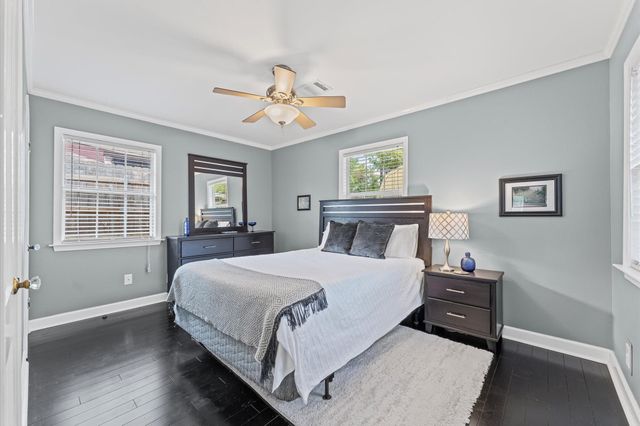 9618 Chatfield Street, Houston, TX 77025