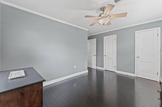 9618 Chatfield Street, Houston, TX 77025