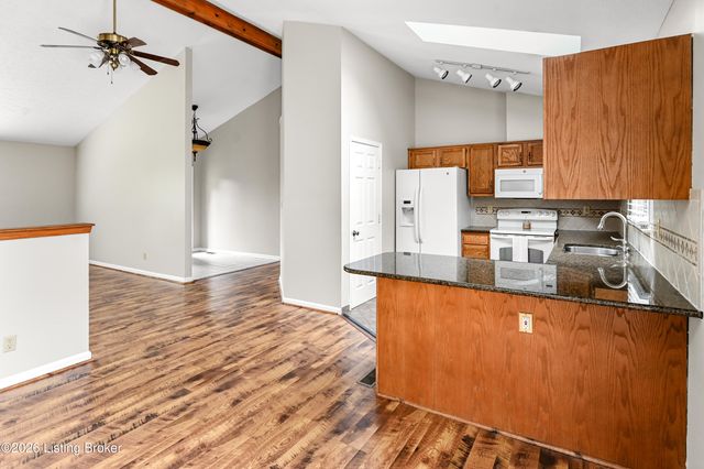 199 Lickskillet Dr, Shepherdsville, KY 40165