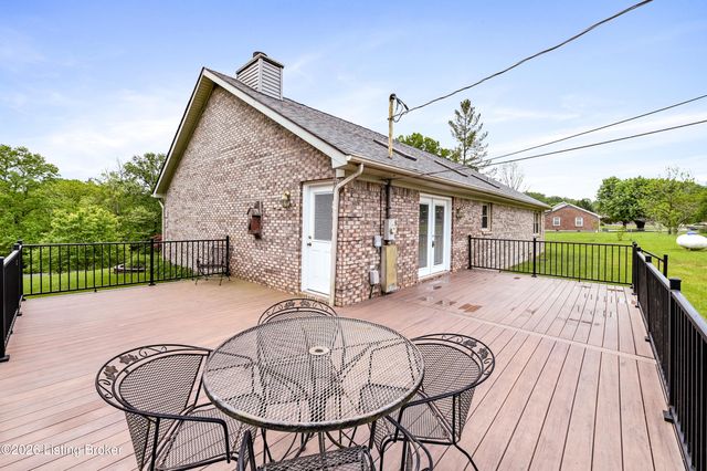 199 Lickskillet Dr, Shepherdsville, KY 40165