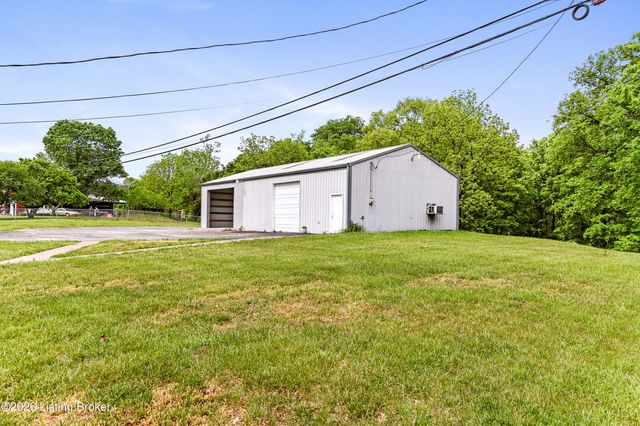 199 Lickskillet Dr, Shepherdsville, KY 40165