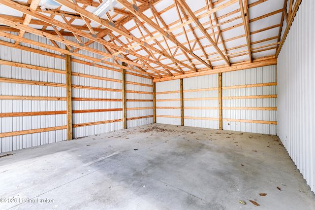 199 Lickskillet Dr, Shepherdsville, KY 40165