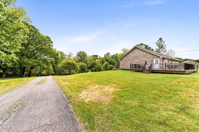 199 Lickskillet Dr, Shepherdsville, KY 40165