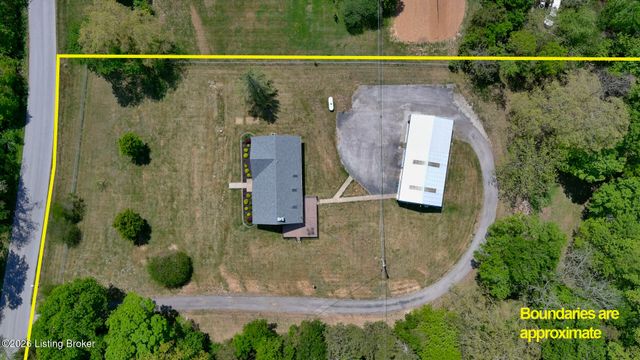 199 Lickskillet Dr, Shepherdsville, KY 40165