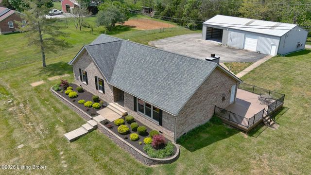 199 Lickskillet Dr, Shepherdsville, KY 40165