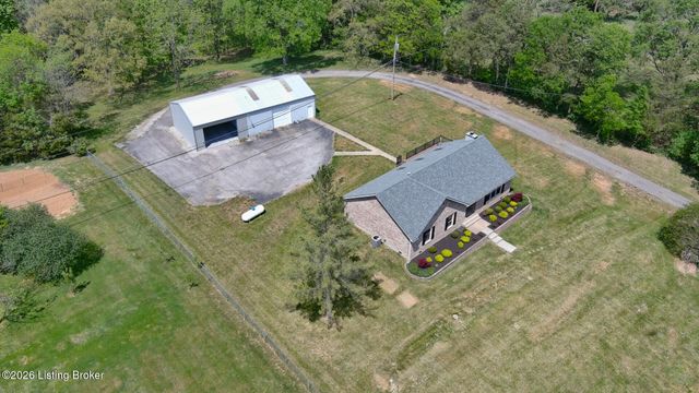 199 Lickskillet Dr, Shepherdsville, KY 40165