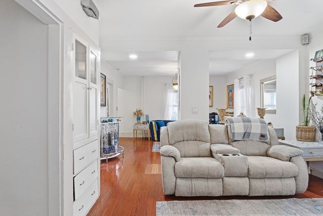 111 Adams St, Lynn, MA 01902