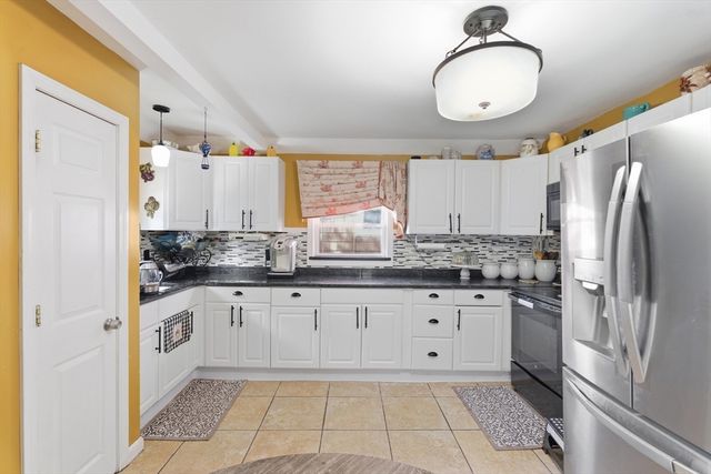111 Adams St, Lynn, MA 01902