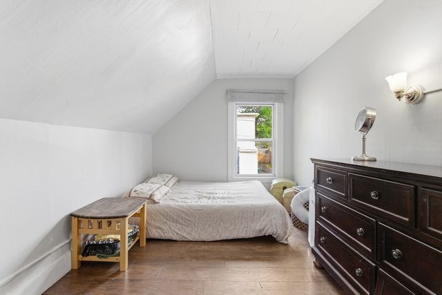 111 Adams St, Lynn, MA 01902