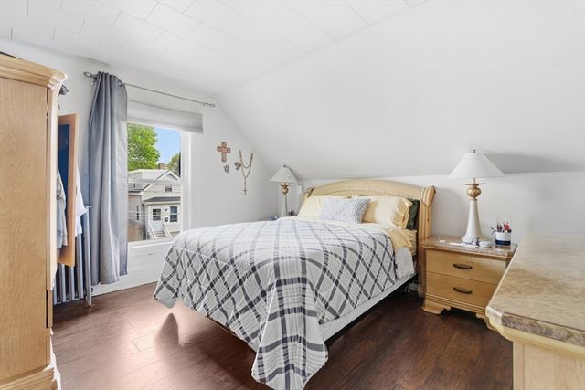 111 Adams St, Lynn, MA 01902