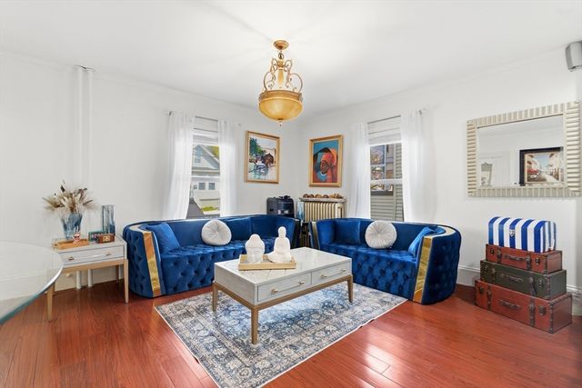 111 Adams St, Lynn, MA 01902