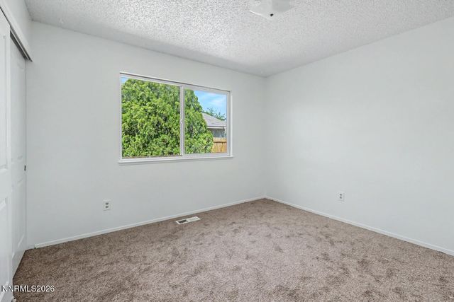 900 Joyce Court, Fallon, NV 89406