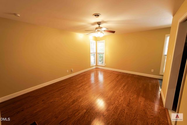 4 Winterberry Way, Chapel Hill, NC 27516