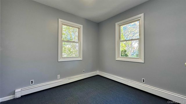 8 Bayard Avenue, Bayville, NY 11709