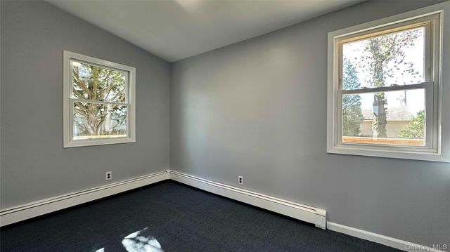 8 Bayard Avenue, Bayville, NY 11709