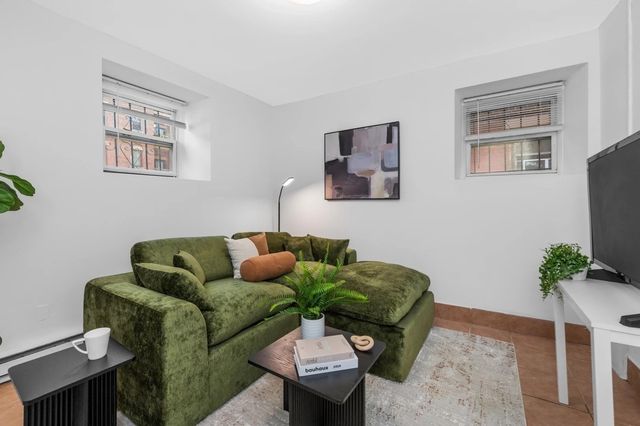 32 Glenville A, Boston, MA 02134