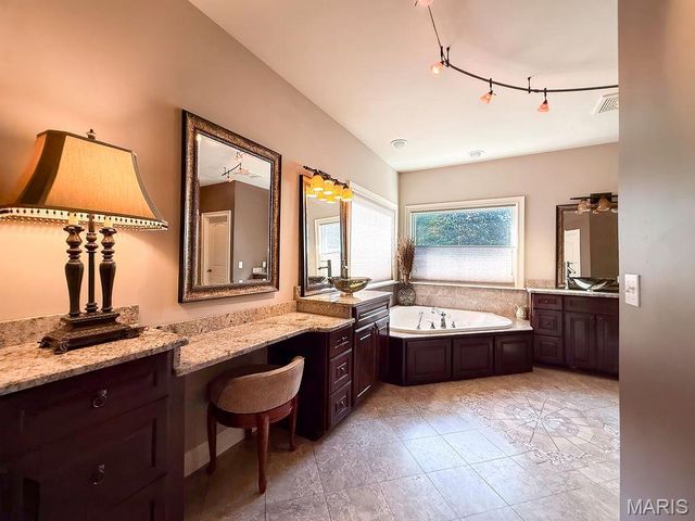 107 Morgan Lake Road, De Soto, MO 63020