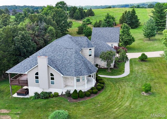 107 Morgan Lake Road, De Soto, MO 63020