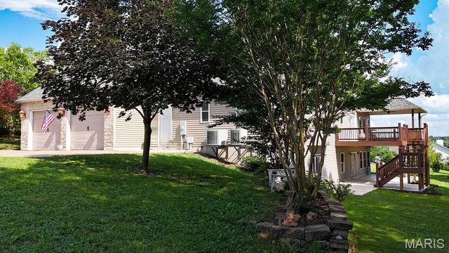 107 Morgan Lake Road, De Soto, MO 63020