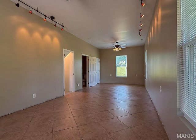 107 Morgan Lake Road, De Soto, MO 63020