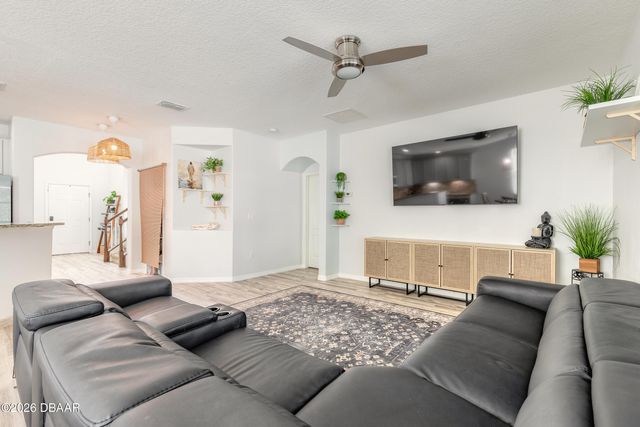 1215 Cap Diville Avenue, Port Orange, FL 32129