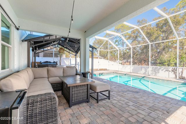 1215 Cap Diville Avenue, Port Orange, FL 32129