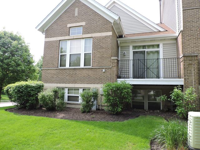 5640 Cambridge Way, Hanover Park, IL 60133