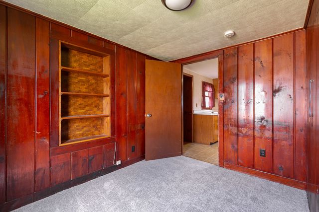 1150 48th Street, Moline, IL 61265