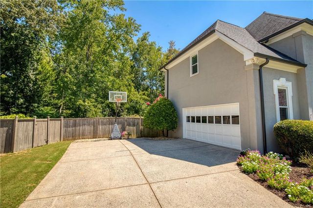 1175 Jennifer Oaks Drive, Alpharetta, GA 30004