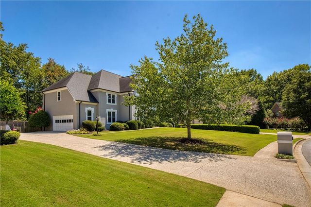 1175 Jennifer Oaks Drive, Alpharetta, GA 30004